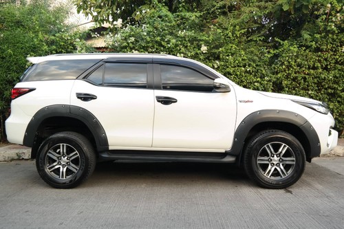 Old 2019 Toyota Fortuner 2.4 G Diesel 4x2 AT