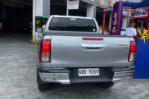Old 2016 Toyota Hilux 2.4 G DSL 4x2 M/T
