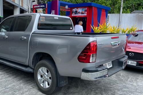 Used 2016 Toyota Hilux 2.4 G DSL 4x2 M/T