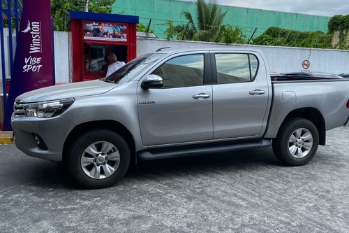 Second hand 2016 Toyota Hilux 2.4 G DSL 4x2 M/T 
