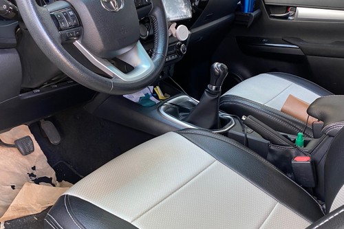 Used 2016 Toyota Hilux 2.4 G DSL 4x2 M/T