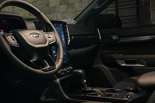 Old 2023 Ford Ranger Raptor 2.0L Bi-Turbo 4WD