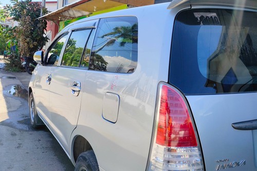 Used 2010 Toyota Innova 2.5L J MT