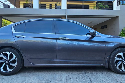 Second hand 2017 Honda Accord 2.4 S Navi 