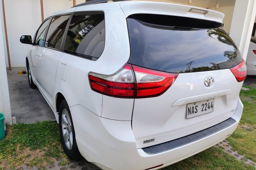 Used 2017 Toyota Sienna Luxury