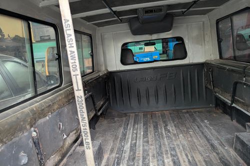 Old 2013 Mitsubishi L300 FB Body Dual AirCon