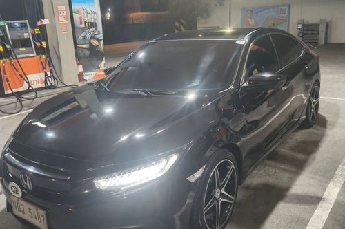 Second hand 2018 Honda Civic RS Turbo 