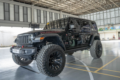 Used 2025 Jeep Wrangler Rubicon 2.0L