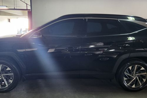 Old 2023 Hyundai Tucson 2.0L GLS AT