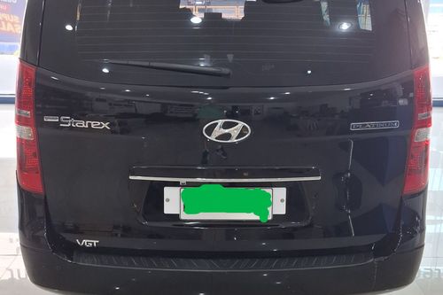 2nd Hand 2021 Hyundai Grand Starex 2.5 CRDi GLS 5AT (Dsl-Swivel)