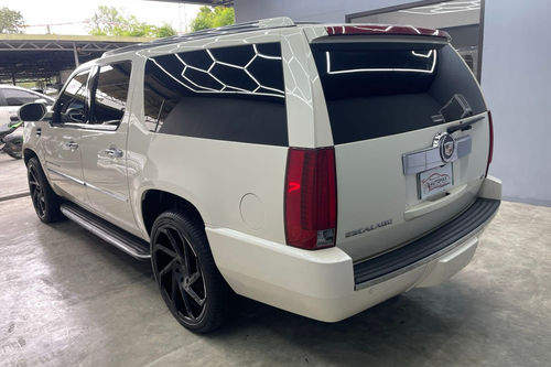 Second hand 2007 Cadillac Escalade ESV Platinum 