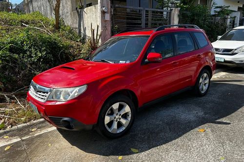 Old 2011 Subaru Forester 2.5L XT AT