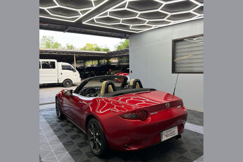 Used 2016 Mazda MX-5 SkyActiv-G 2.0 L AT