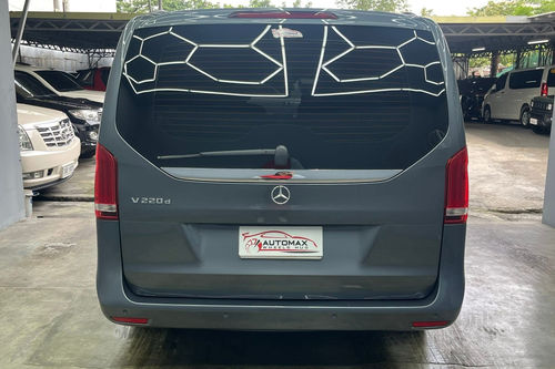 Old 2017 Mercedes-Benz V-Class 220D