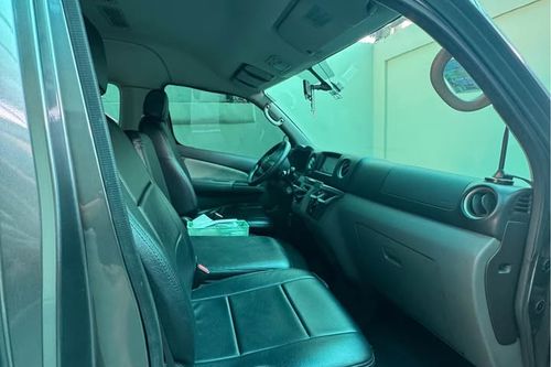 Second hand 2018 Nissan Urvan Premium S Diesel MT 15-Seater 