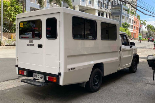 Used 2025 Toyota Hilux 2.4 Cab & Chassis 4x2 M/T