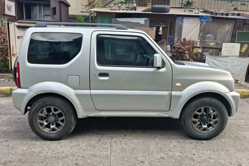 Second hand 2014 Suzuki Jimny JLX 1.3L-A/T 