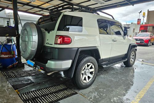 2016 Toyota FJ Cruiser