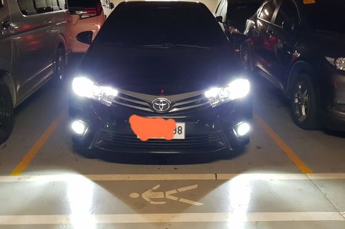 2nd Hand 2015 Toyota Corolla Altis 16 L V AT