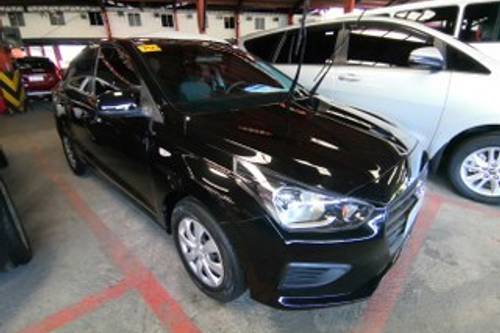 Second hand 2020 Hyundai Reina GL 4AT 