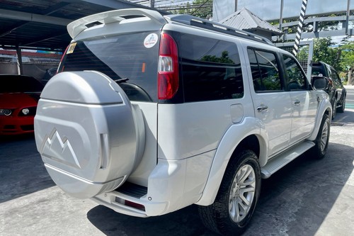 Second hand 2014 Ford Everest LIMITED 2.5 4x2 AT 