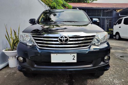 Second hand 2014 Toyota Fortuner Gas AT 4x2 2.7 G 