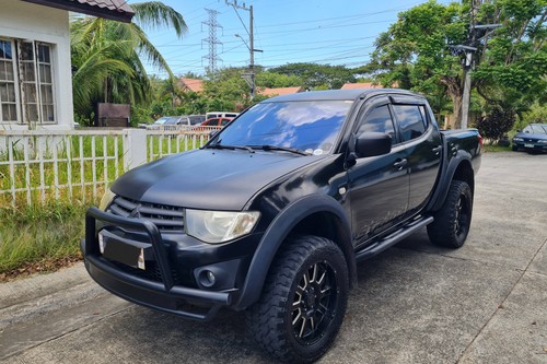 2nd Hand 2013 Mitsubishi Strada 2.5L GLX MT
