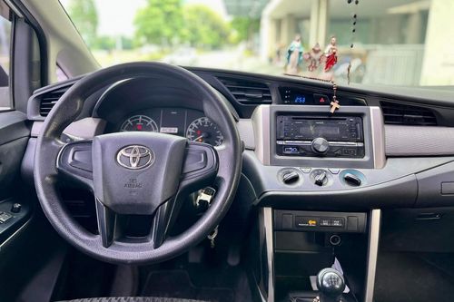 Used 2017 Toyota Innova 2.8L J MT