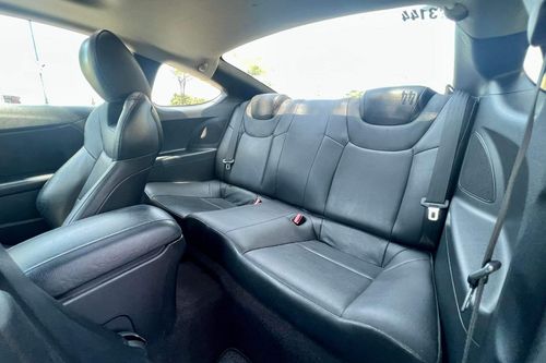 Used 2011 Hyundai Genesis Coupe 2.0L TURBO 8AT FL