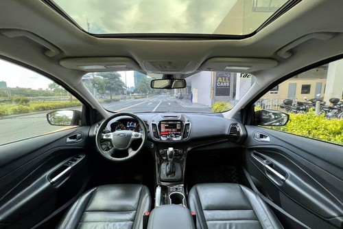 Second hand 2016 Ford Escape 2.0L Titanium EcoBoost 