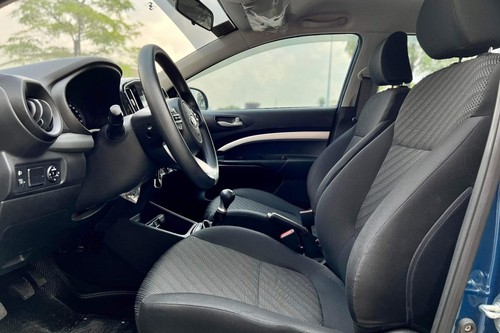 Used 2021 Kia Stonic LX MT