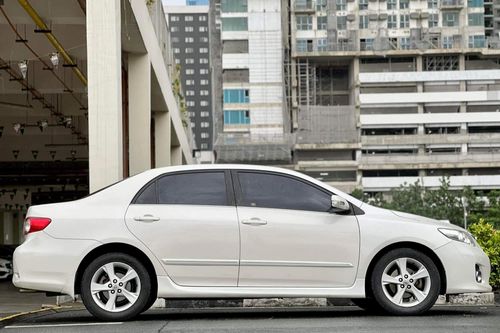 Old 2012 Toyota Corolla Altis 1.6 V AT