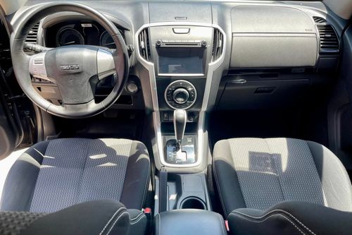 Used 2019 Isuzu mu-X RZ4E LS 4x2 AT