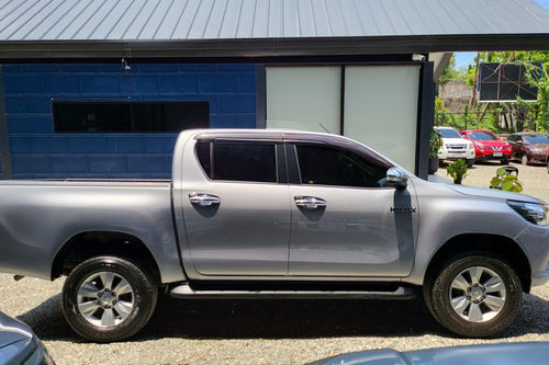 Old 2016 Toyota Hilux 2.8 G DSL 4x4 A/T