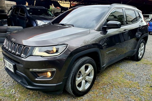 Old 2020 Jeep Compass Longitude 4x2