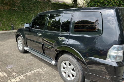 Second hand 2012 Mitsubishi Pajero GLS 3.2 Di-D 4WD AT 