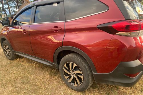 Second hand 2022 Toyota Rush 1.5 E AT 