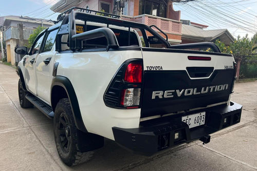Second hand 2017 Toyota Hilux 2.4 G DSL 4x2 A/T 