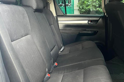 Used 2017 Toyota Hilux 2.4 G DSL 4x2 A/T