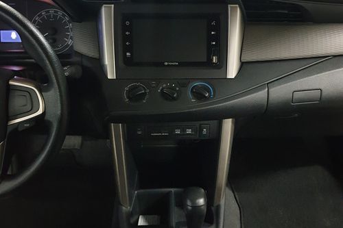 Used 2022 Toyota Innova 2.8 E Diesel AT