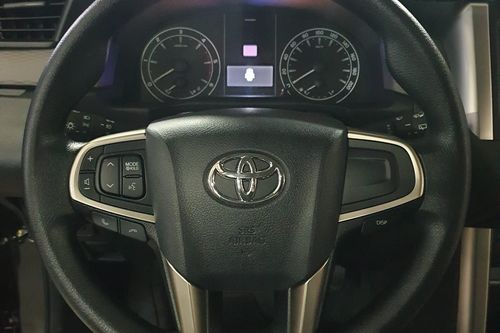 Used 2022 Toyota Innova 2.8 E Diesel AT
