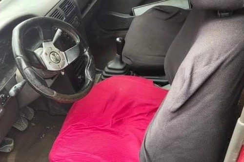 Old 1992 Nissan Sentra 1.4L EX Saloon MT