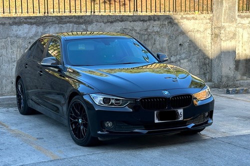 Second hand 2016 BMW 3 Series Sedan 318d xDrive AT 