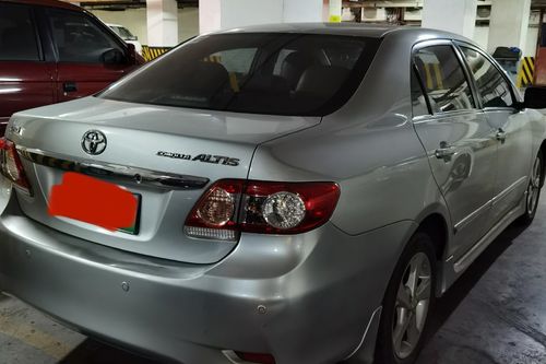 Second hand 2012 Toyota Corolla Altis 1.6 V AT 