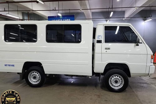 Second hand 2022 Mitsubishi L300 2.2L MT 