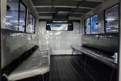 Used 2022 Mitsubishi L300 2.2L MT