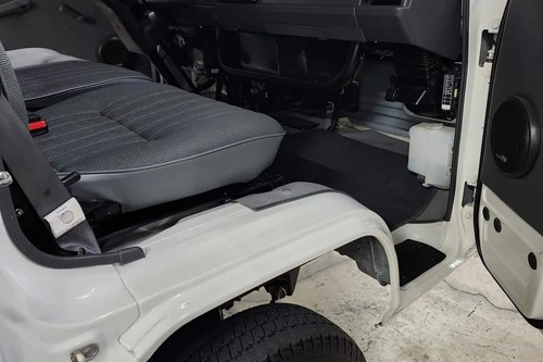 Used 2022 Mitsubishi L300 2.2L MT