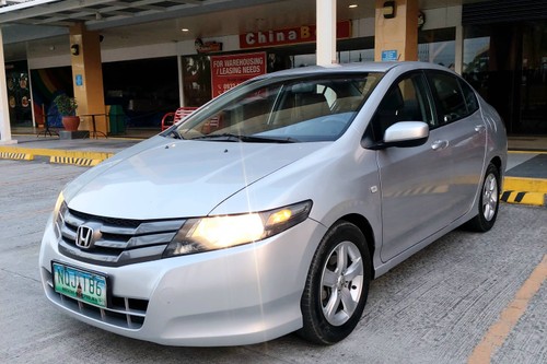 Old 2010 Honda City 1.3L S AT