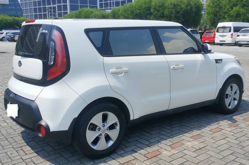 2nd Hand 2015 Kia Soul LX AT