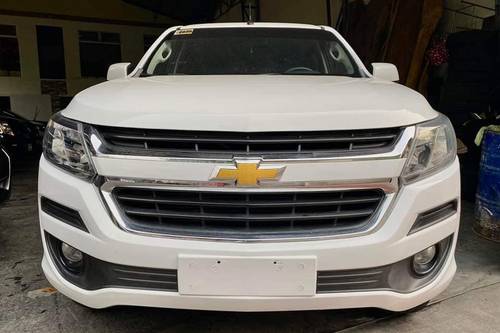 Second hand 2017 Chevrolet Trailblazer 2.8 6AT 4X2 LT 